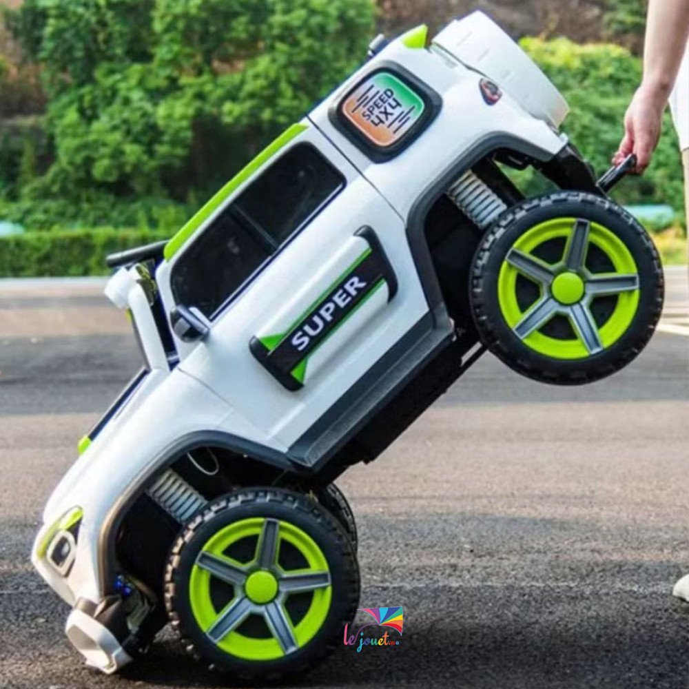 Voiture électrique enfant Toyota 4x4 12V | LEJOUET.MA