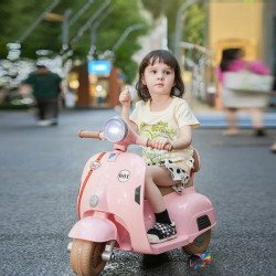 Moto électrique pour enfants Style Vespa 12V