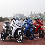 Moto électrique enfant 3 roues BMW 12V avec LED | LEJOUET.MA