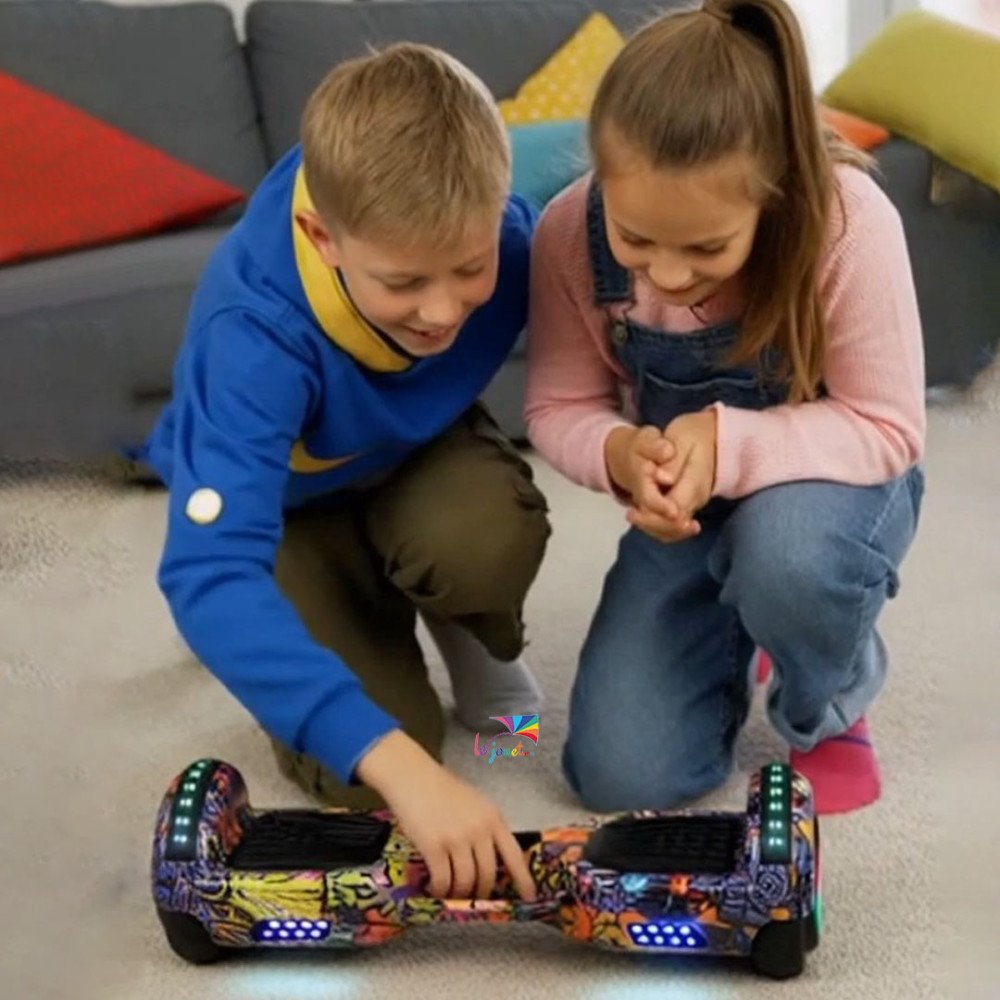 Hoverboard avec poignée de transport LED et Bluetooth