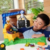 Découvrez le coffret Hot Wheels Arena Smashers Défi Chargement Rhinomite HTP18 : Monster Truck 1:64, obstacles, trophée et casca