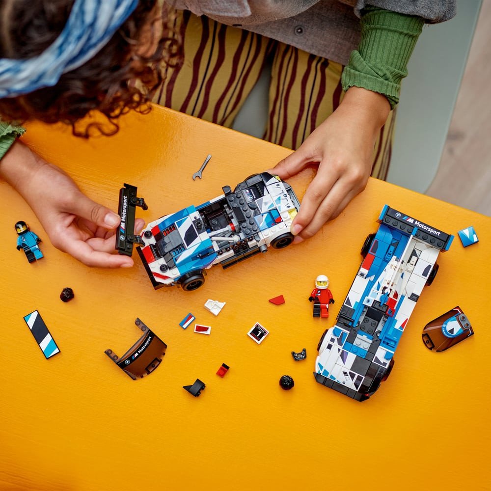 BMW M4 GT3 & M Hybrid V8 LEGO Speed Champions 76922