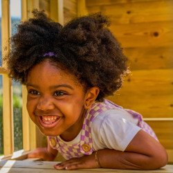 Maisonnette cabane en bois FSC® avec toboggan vert pomme LOFT TP Toys