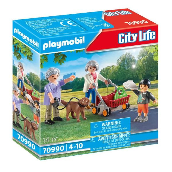 Grands parents avec petit fils Playmobil 70990 1