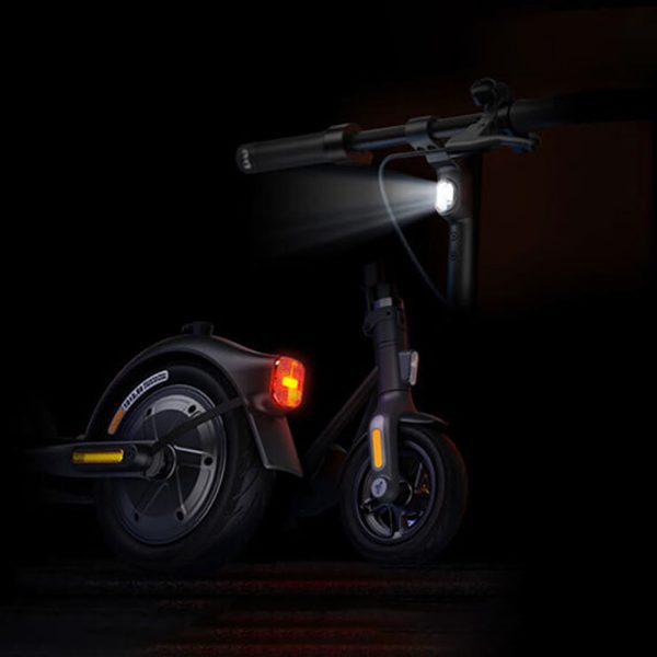 Trottinette electrique Ninebot KickScooter F2 Plus 10