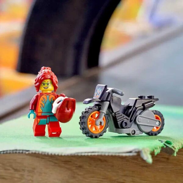 La moto de cascade de Feu-LEGO City Stuntz – Image 3