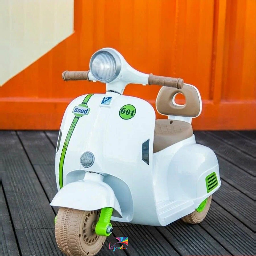 Moto électrique pour enfants Style Vespa 12V 5 Moto électrique pour enfants Style Vespa 12V – Image 5