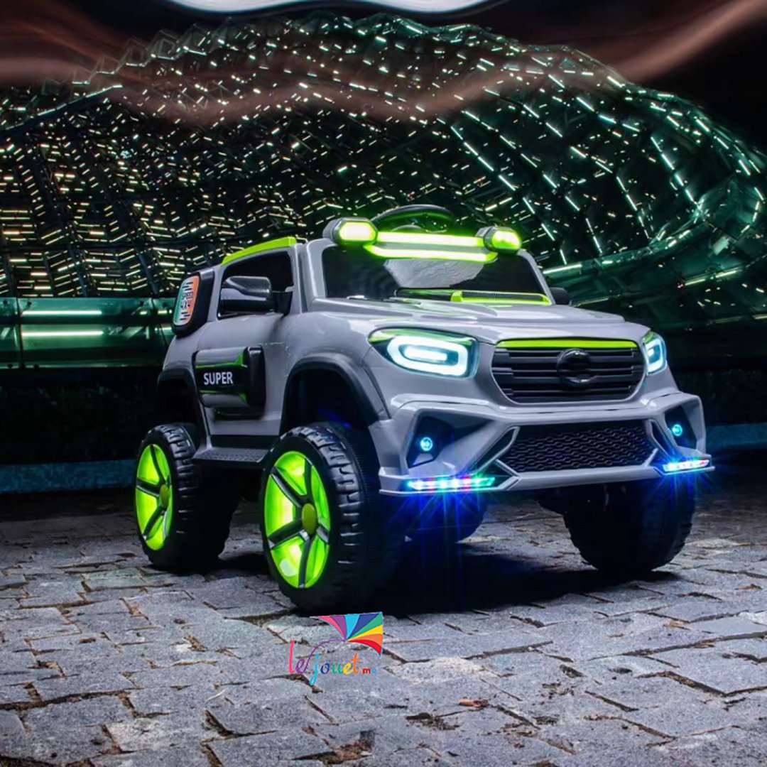 voiture électrique pour enfants Style Toyota 4x4 12V 2 voiture électrique pour enfants Style Toyota 4x4 12V