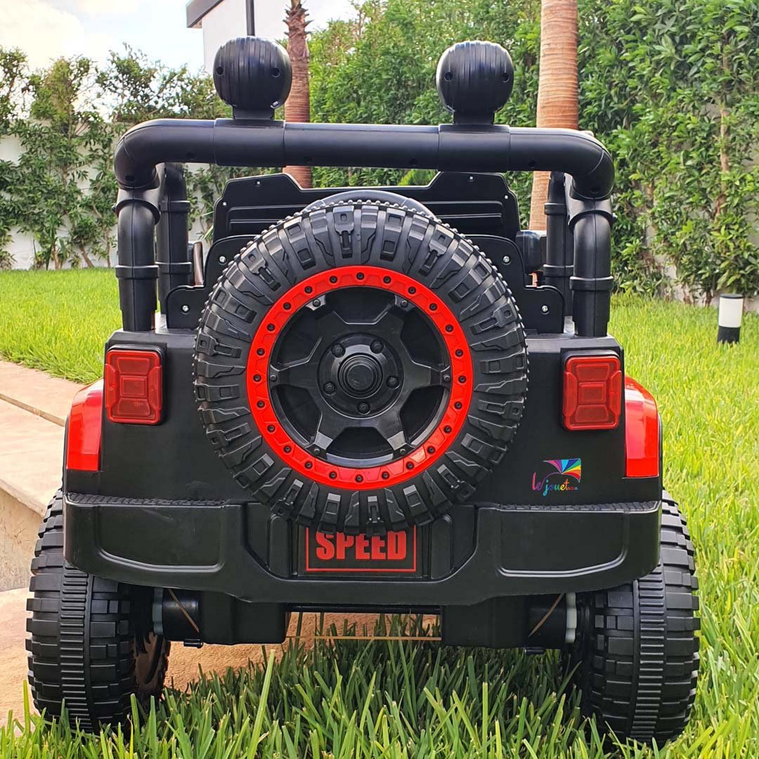 Voiture électrique 4x4 pour enfant style Jeep avec LED & grosses roues 7 Voiture électrique 4x4 pour enfant style Jeep avec LED & grosses roues – Image 7