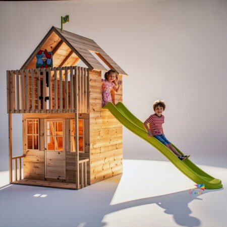Maisonnette cabane en bois FSC® avec toboggan vert pomme LOFT TP Toys