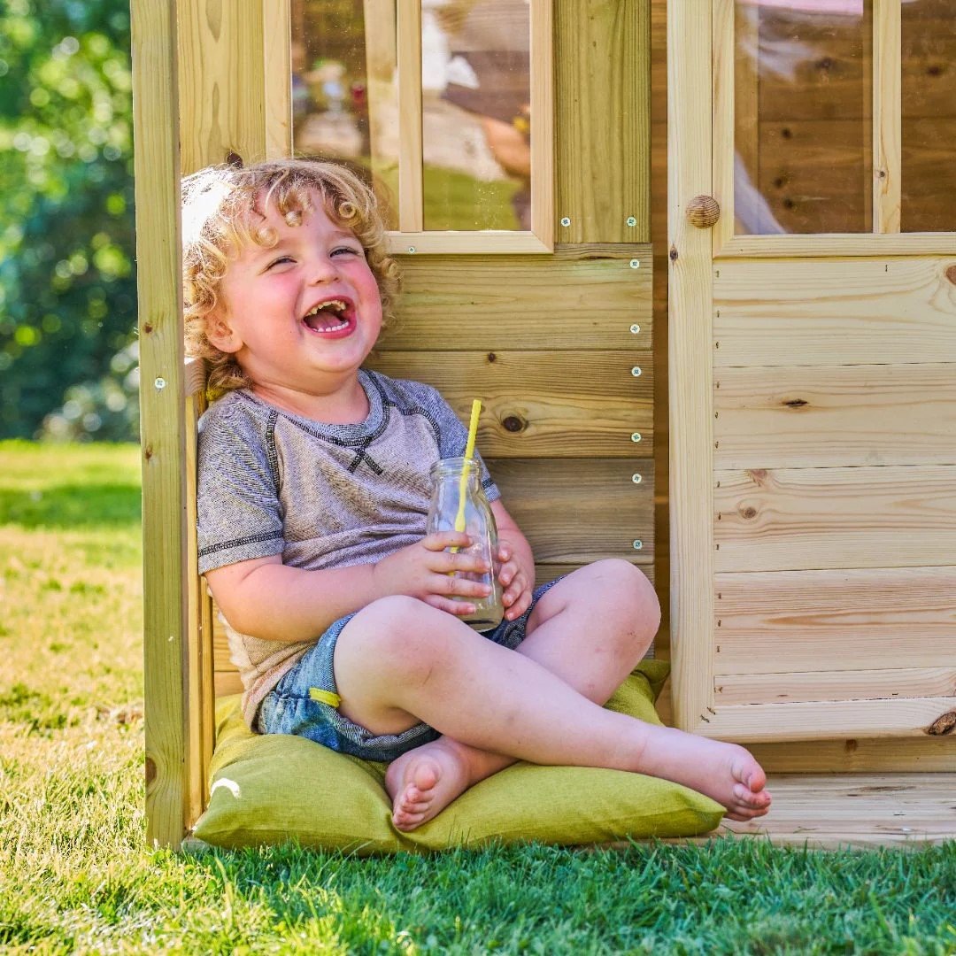 Maisonnette cabane en bois FSC® avec toboggan vert pomme LOFT TP Toys 6 Maisonnette cabane en bois FSC® avec toboggan vert pomme LOFT TP Toys – Image 6
